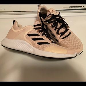 Adidas Women’s tennis shoes Rose color, Bounce souls.